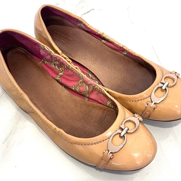 Coach Carlita Women's Signature Logo Pink Beige Ballet Flats Shoes 8.5 B - Picture 4 of 7